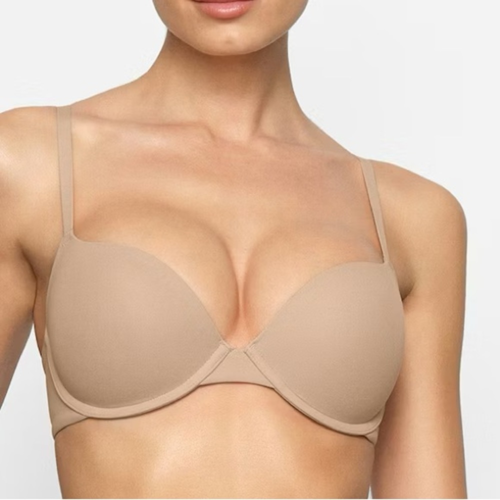 Skims Fits Everybody Push Up Demi Bra